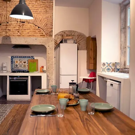 Alfama Chic 2 Appartamento *
